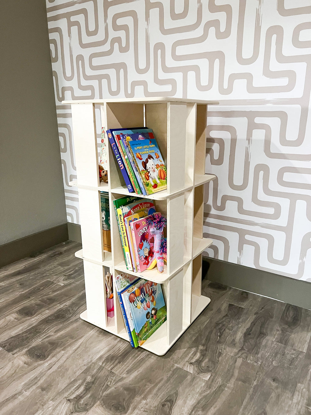 LAZY SUZAN- Rotating Bookshelf